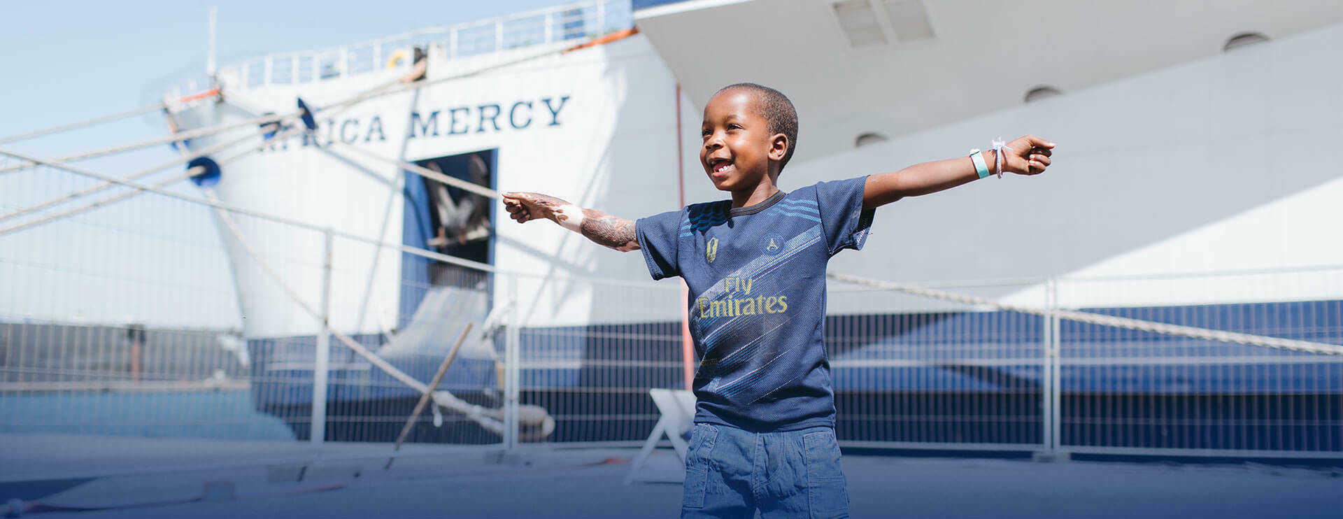 URComped supports Mercy Ships